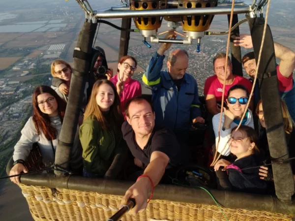Csoportos sétarepülés hőlégballonnal